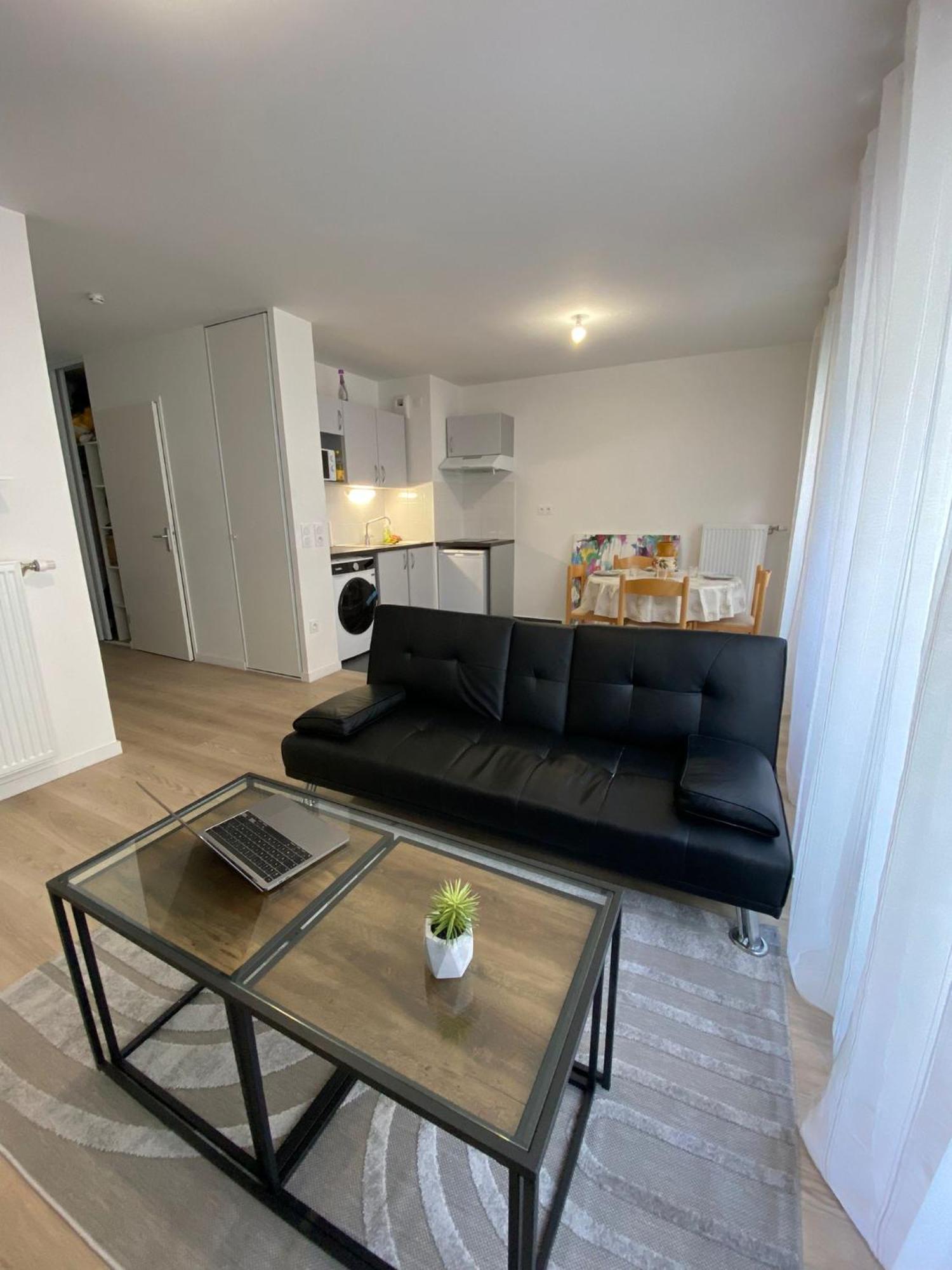 Joli Appartement F2 Bobigny Metro Proche Paris Exteriér fotografie