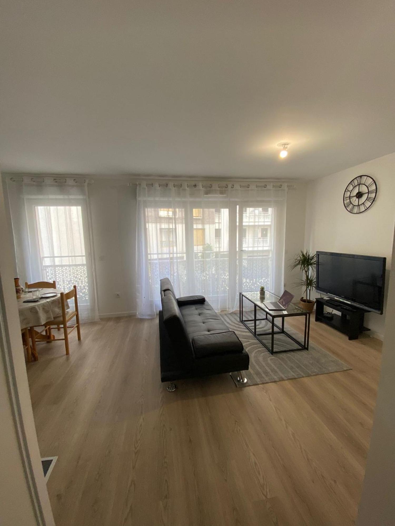 Joli Appartement F2 Bobigny Metro Proche Paris Exteriér fotografie
